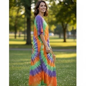 Lady day super cool tie dye moo moo! Vintage